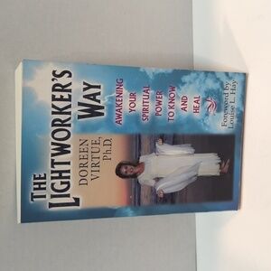 Doreen Virtue The Lightworker's Way Paperback Book Copyright 1997